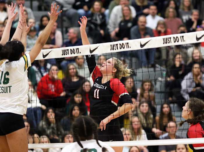 a Jesuit Oregon City 6A Oregon volleyball final November 4 2023 Dan Brood 13